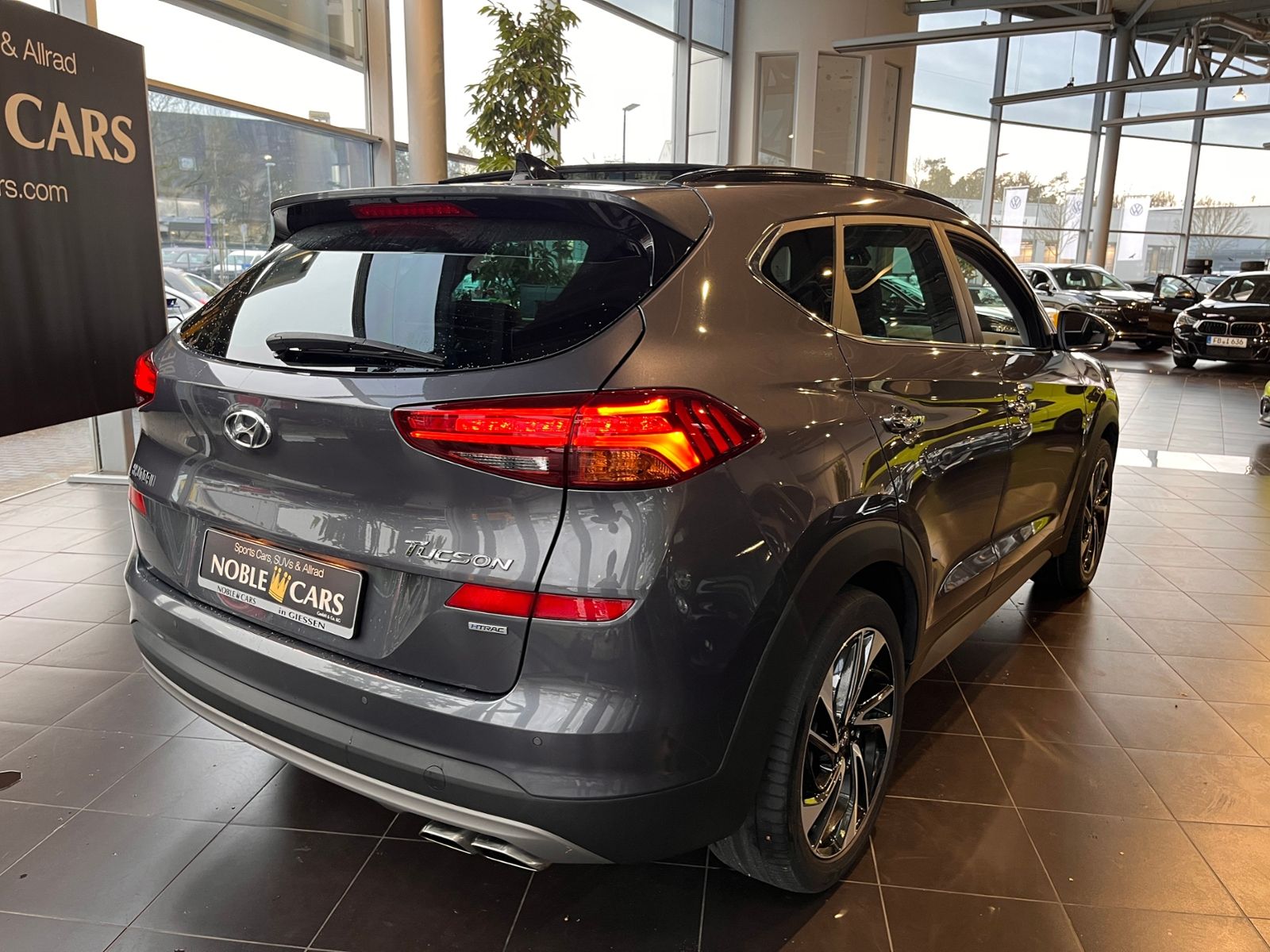 Fahrzeugabbildung Hyundai TUCSON Premium 4WD PANO LED NAVI