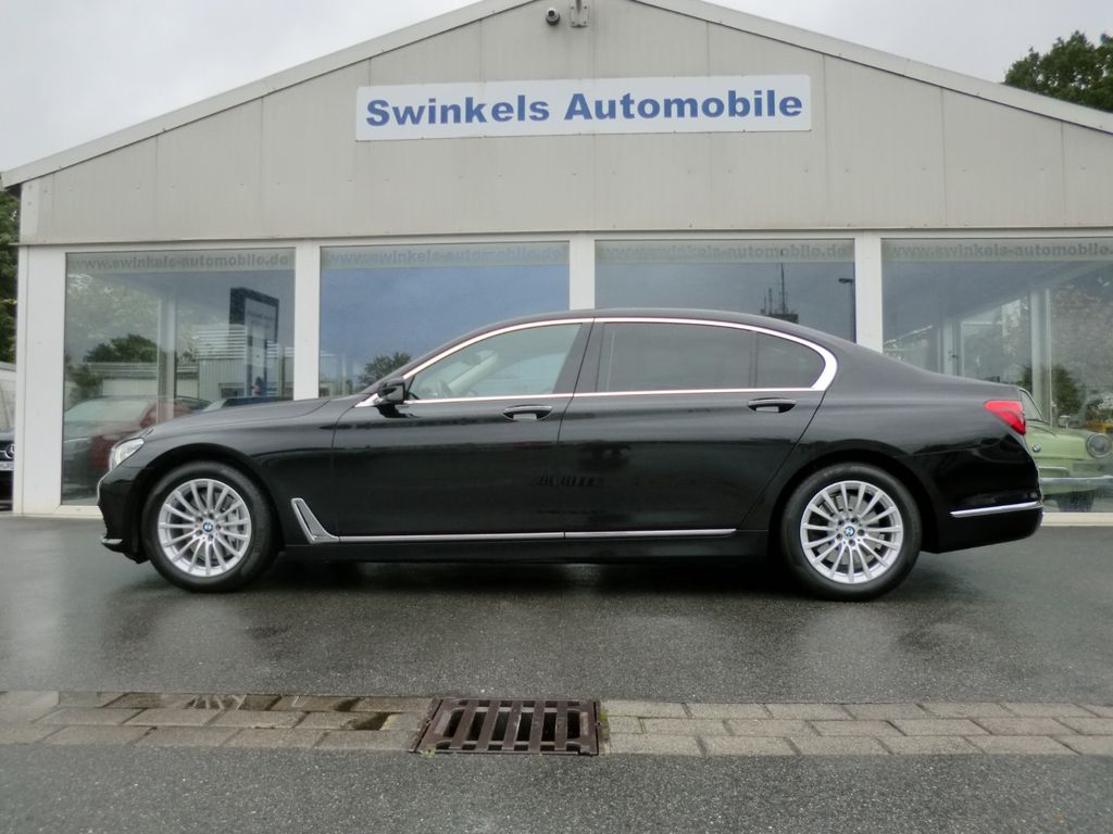 Image of BMW 730