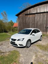Seat Ibiza 1.6 TDI KLIMA* TÜV* - Seat Ibiza aus 2015 mit Diesel-Antrieb: Kleinwagen
