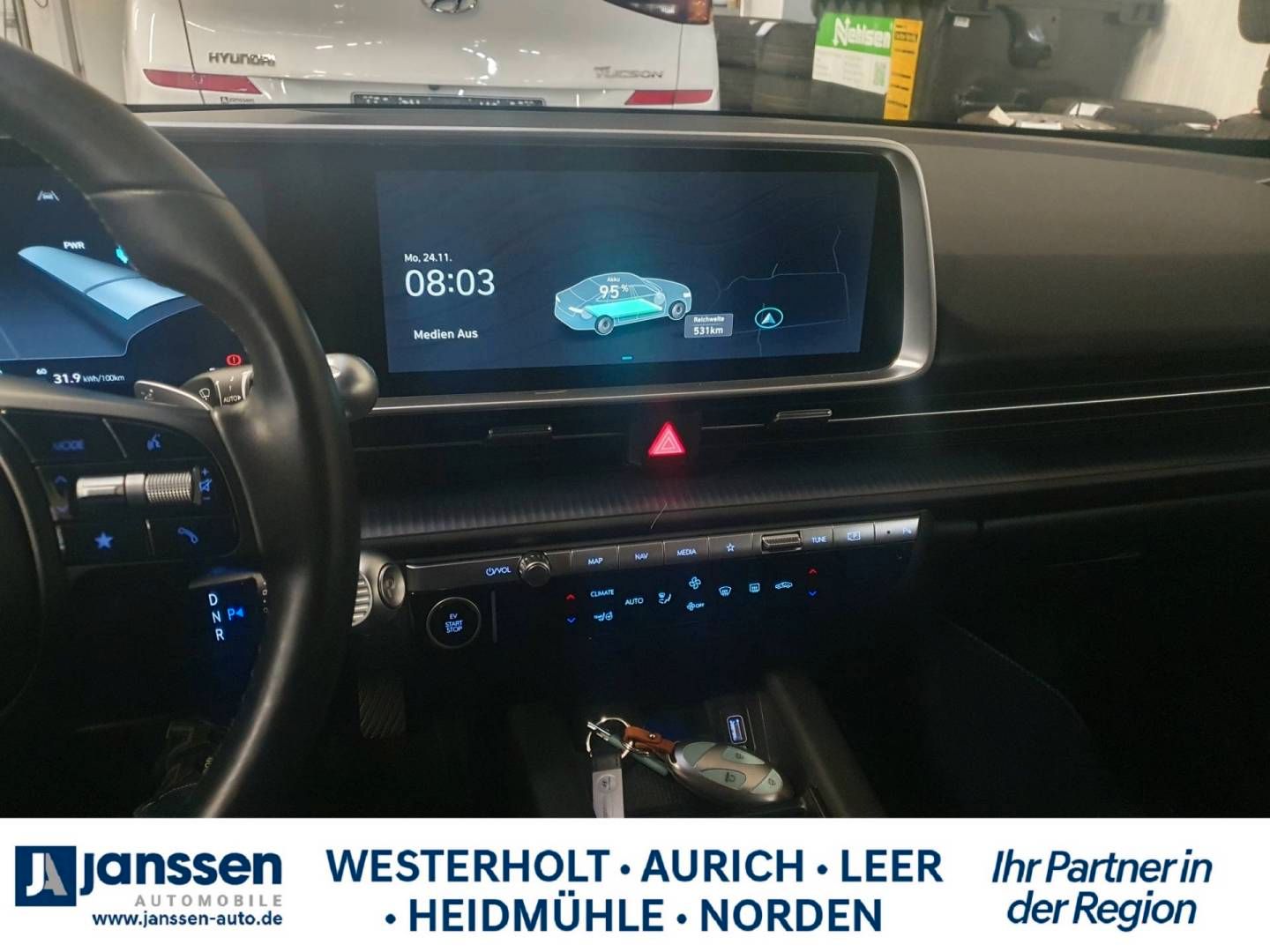 Fahrzeugabbildung Hyundai IONIQ 6 Heckantrieb DYNAMIQ-Paket inkl. Glasschi