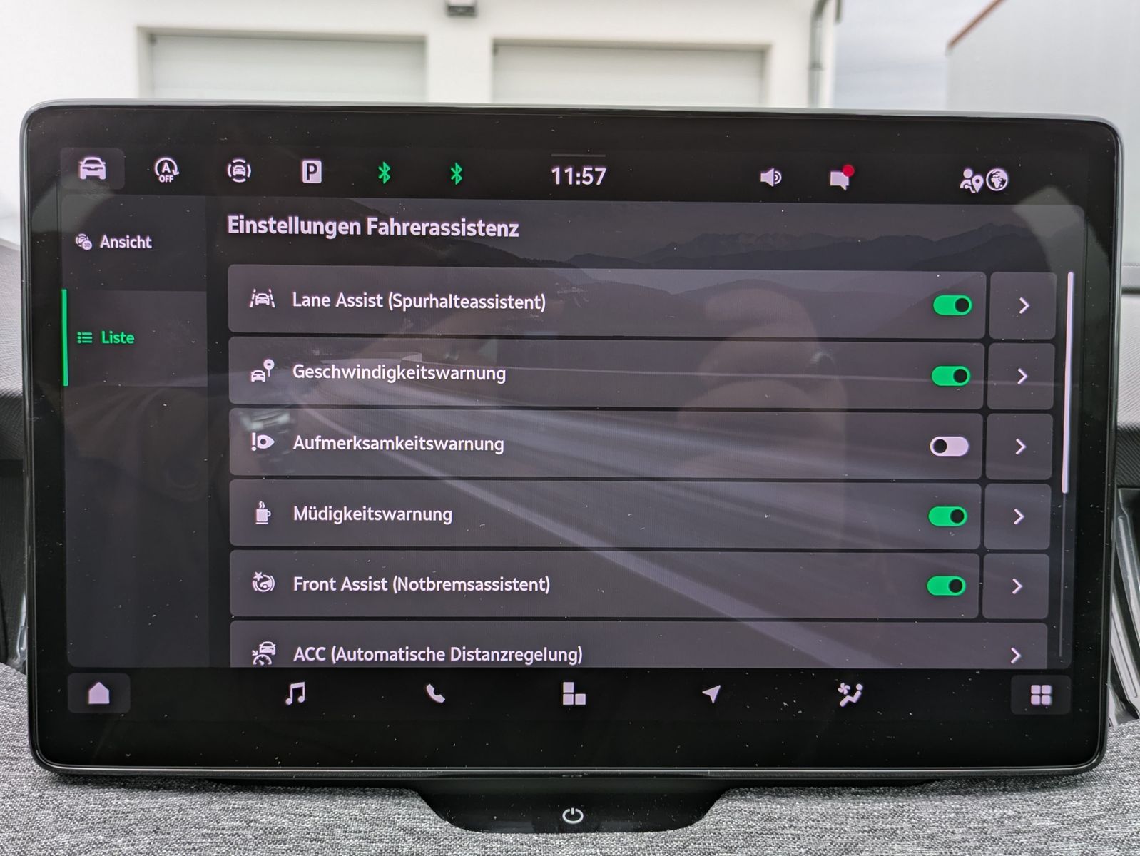 Fahrzeugabbildung SKODA Superb 2.0 TDI 4x4 Selection MATRIX*AHK*5J GAR.