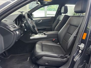 Mercedes E 200 - 12
