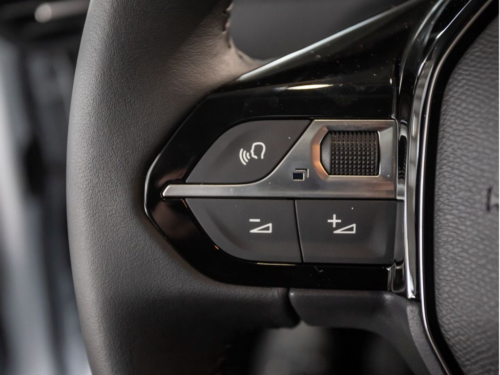 Peugeot 208 - Bild 14