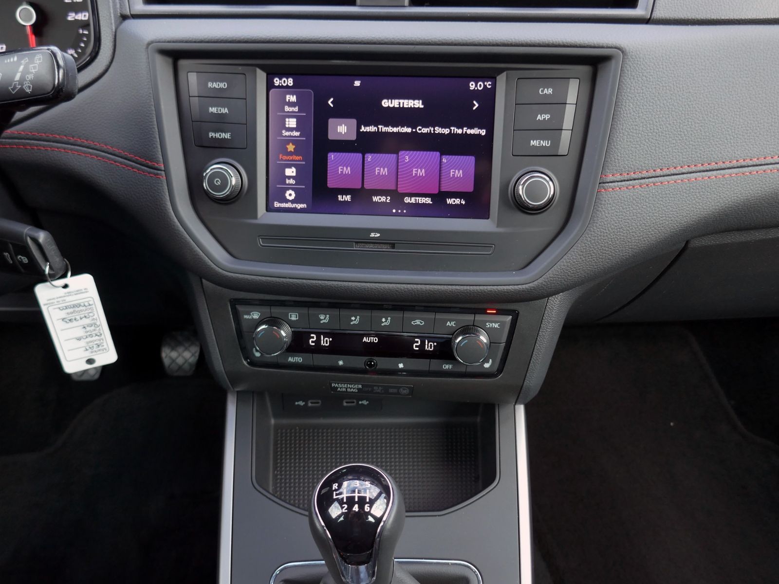 Fahrzeugabbildung SEAT Arona FR 1.0 TSI | RFK GRA