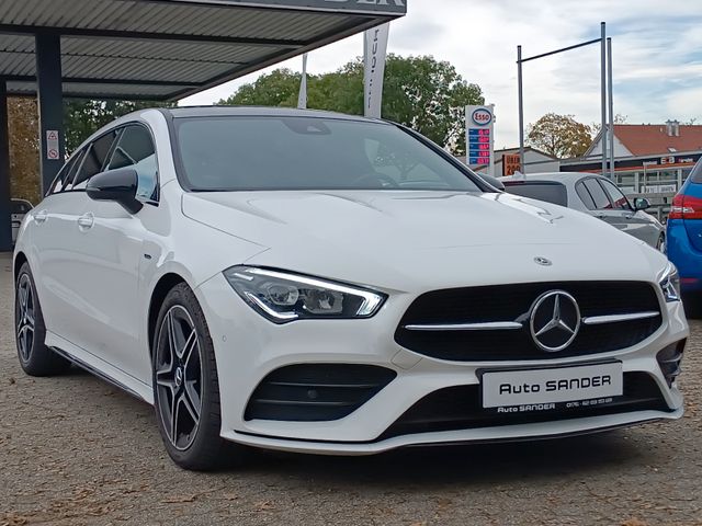 Mercedes-Benz CLA 200 Shooting Brake Edition AMG PANO