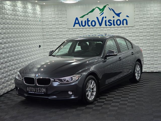 BMW 318d Lim.*Bi Xenon*Navi*Sitzheizung*AHK*