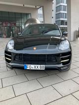 Porsche Macan Turbo, 400 PS, Vollausstattung - Porsche Gebrauchtwagen in Erlangen