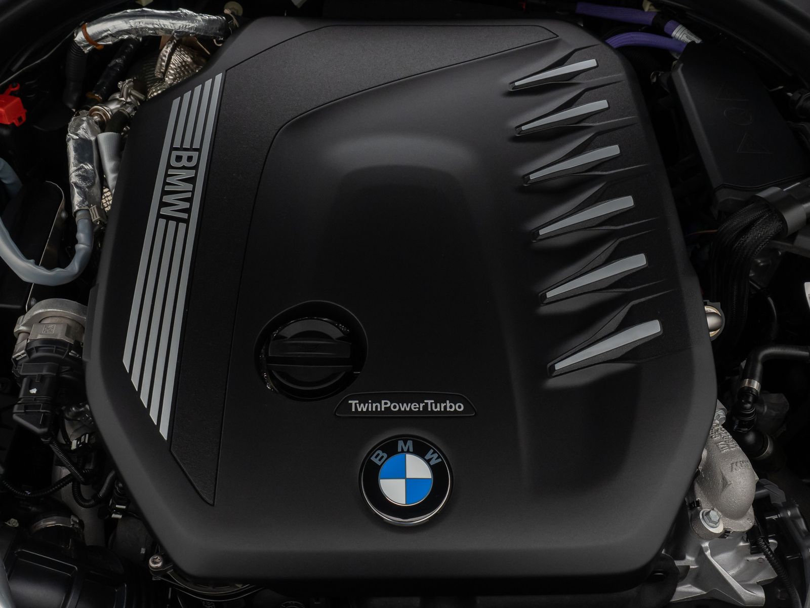 Fahrzeugabbildung BMW 540d xD DisplKey Laser DAB MSport HUD H/K 19Zoll