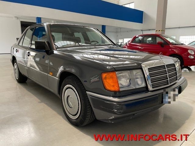 Mercedes-Benz MERCEDES-BENZ 200 E cat W 124 FASCIONATA DA COLL