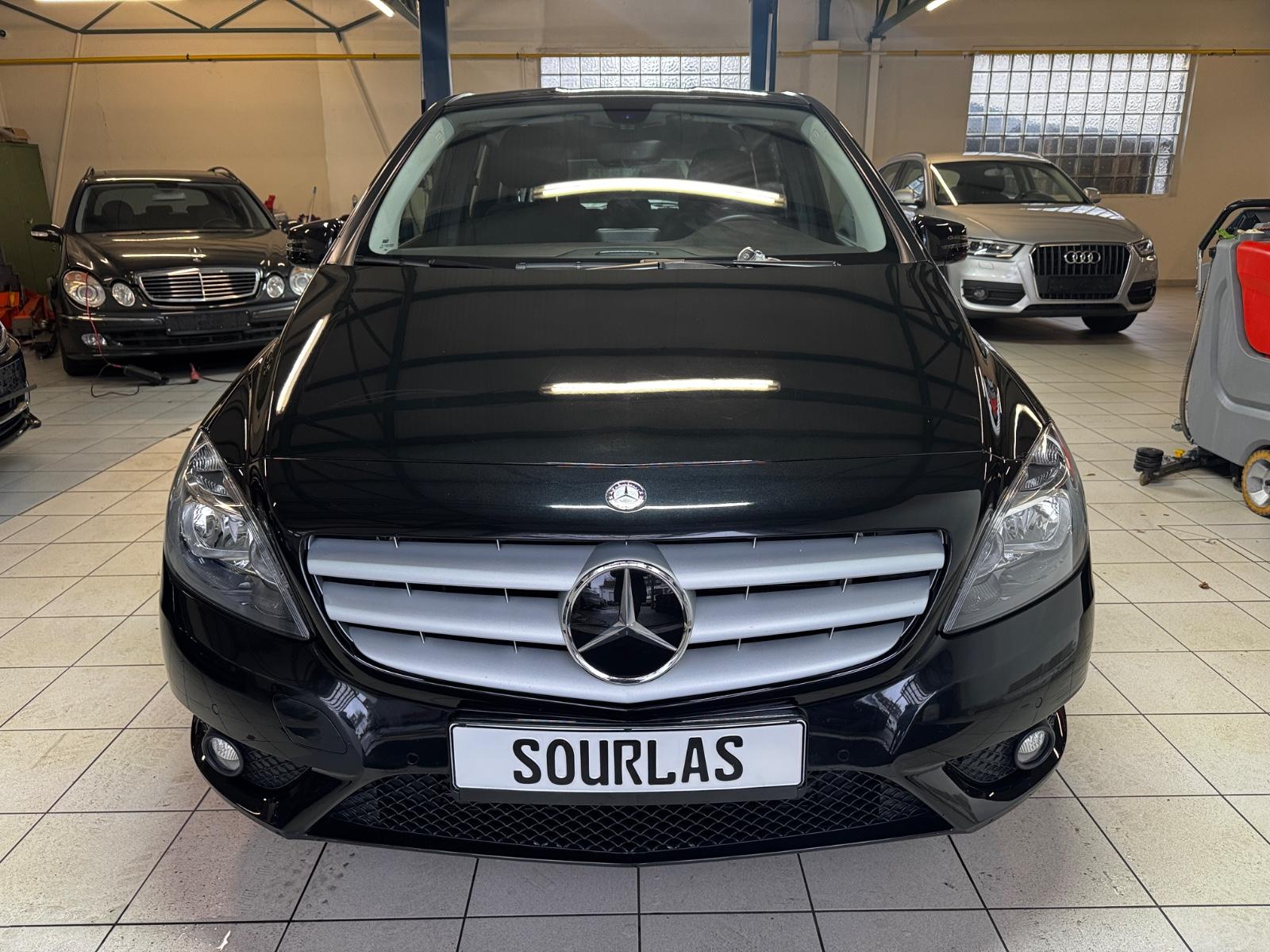 Mercedes-Benz B 180 Automatik BlueEfficiency