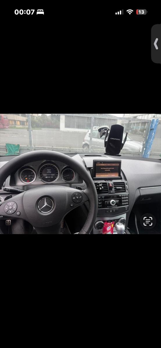 Mercedes-Benz C 320