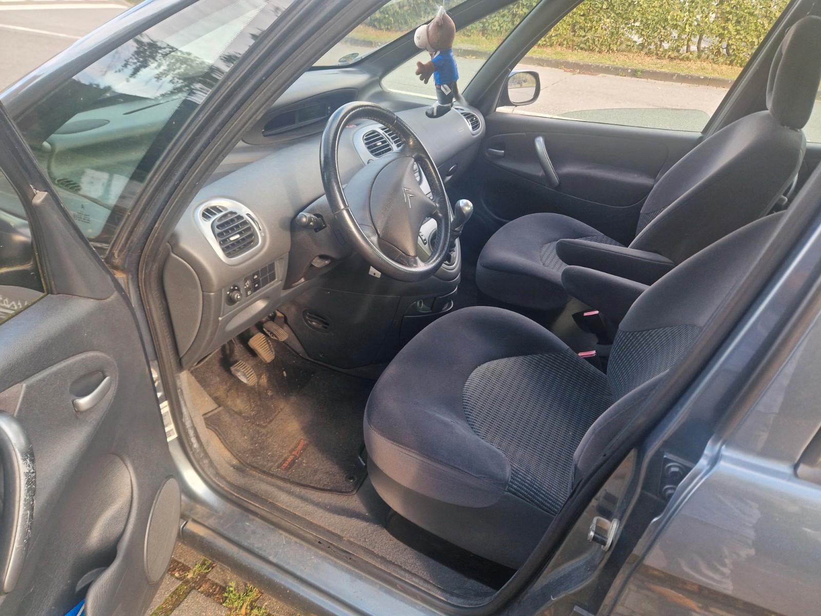 Citroën Xsara Picasso 1.6 16V Style tüv neu Scheckheft