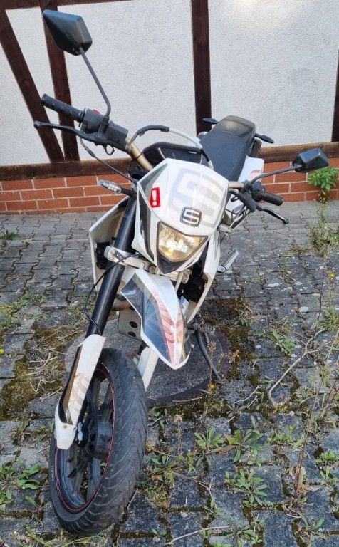 Fahrzeugabbildung Sachs ZZ 125 Supermoto