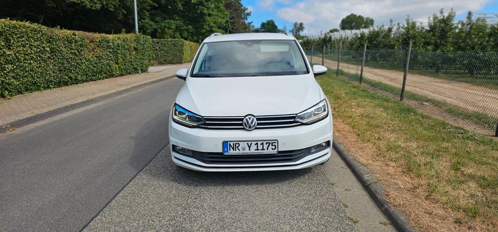 Image of Volkswagen Touran
