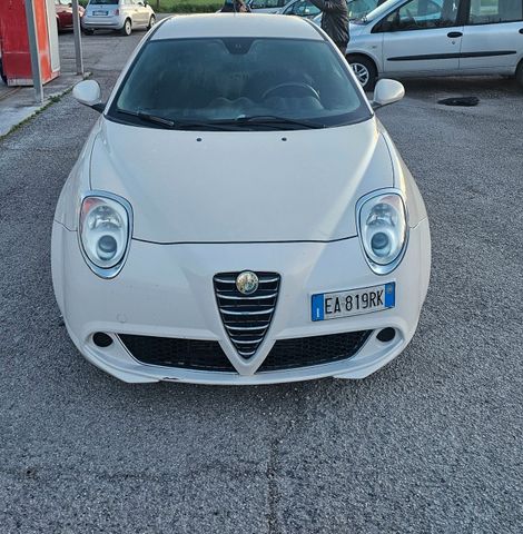 Alfa Romeo MiTo 1.3 JTDm-2 95 CV S&S Distinctive