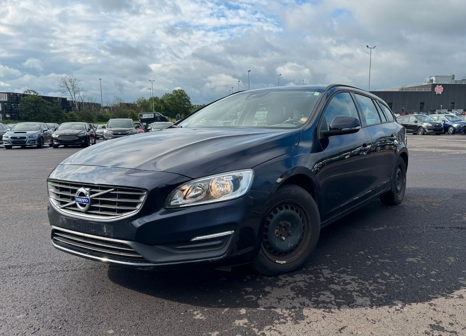 Volvo V60 Kombi 1.5 T3 152PS 86617