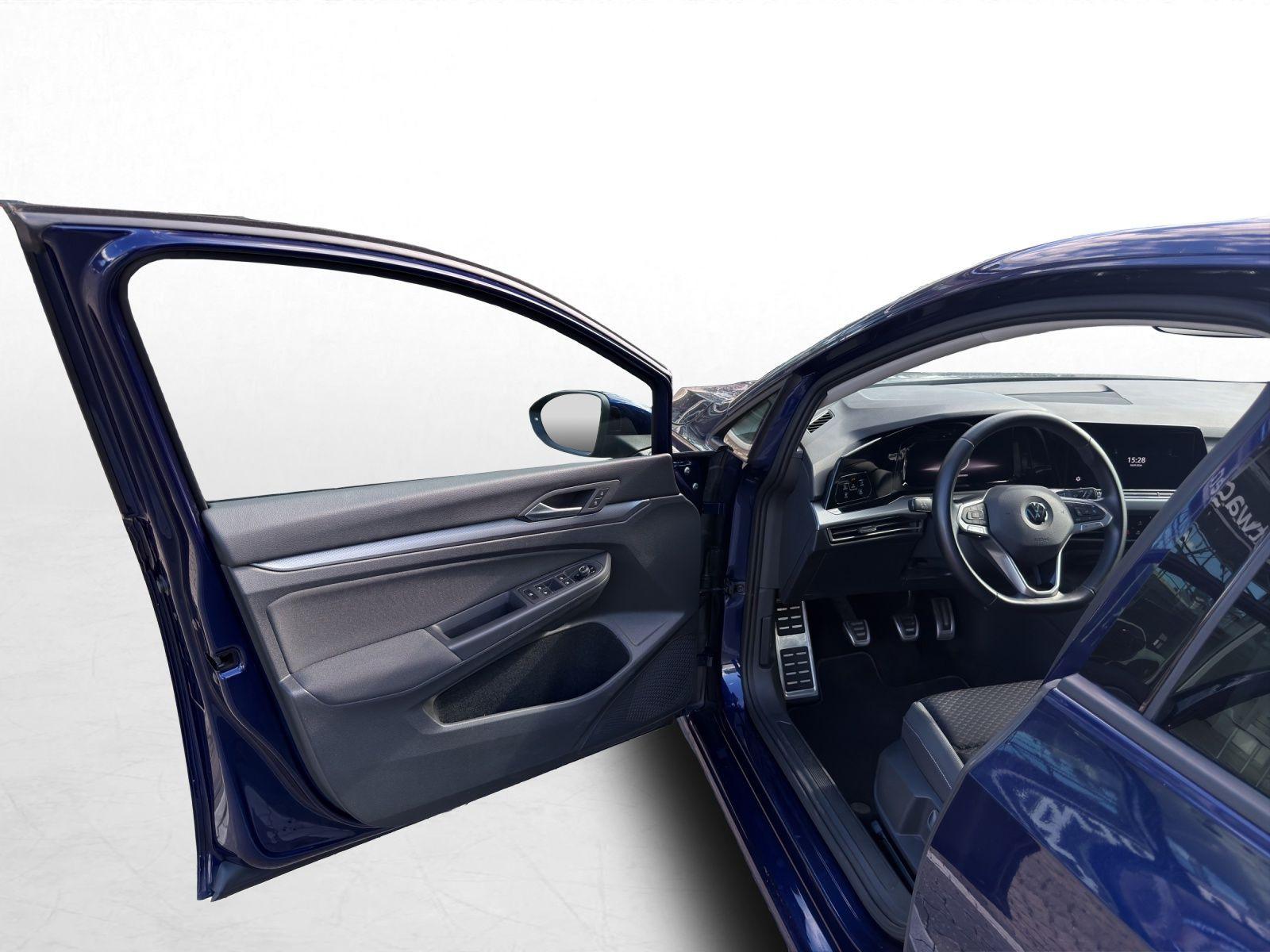 Volkswagen Golf VIII 1.5 TSI ACTIVE*IQ.LIGHT*PANO*KAMERA*PD, миниатюра 13