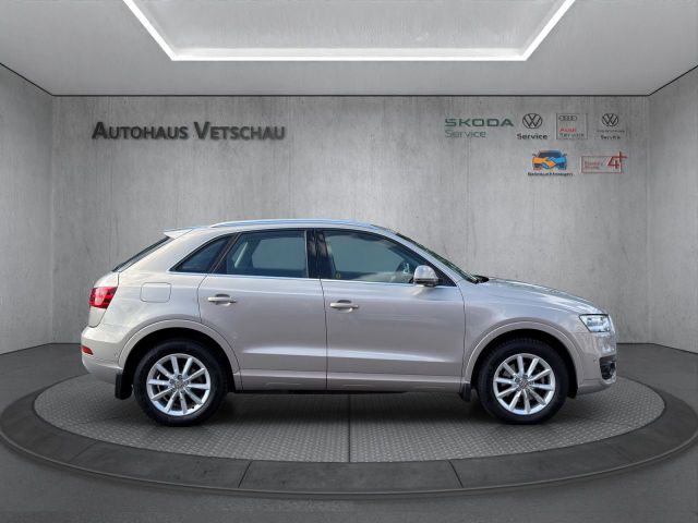 Q3 2.0 TFSI quattro/AHK/Xenon/DSG/PDC Klima