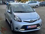 Toyota Aygo 1.0 2.HAND/TÜV NEU/KLIMA/5TÜRER/71.000KM - Toyota: 1.0