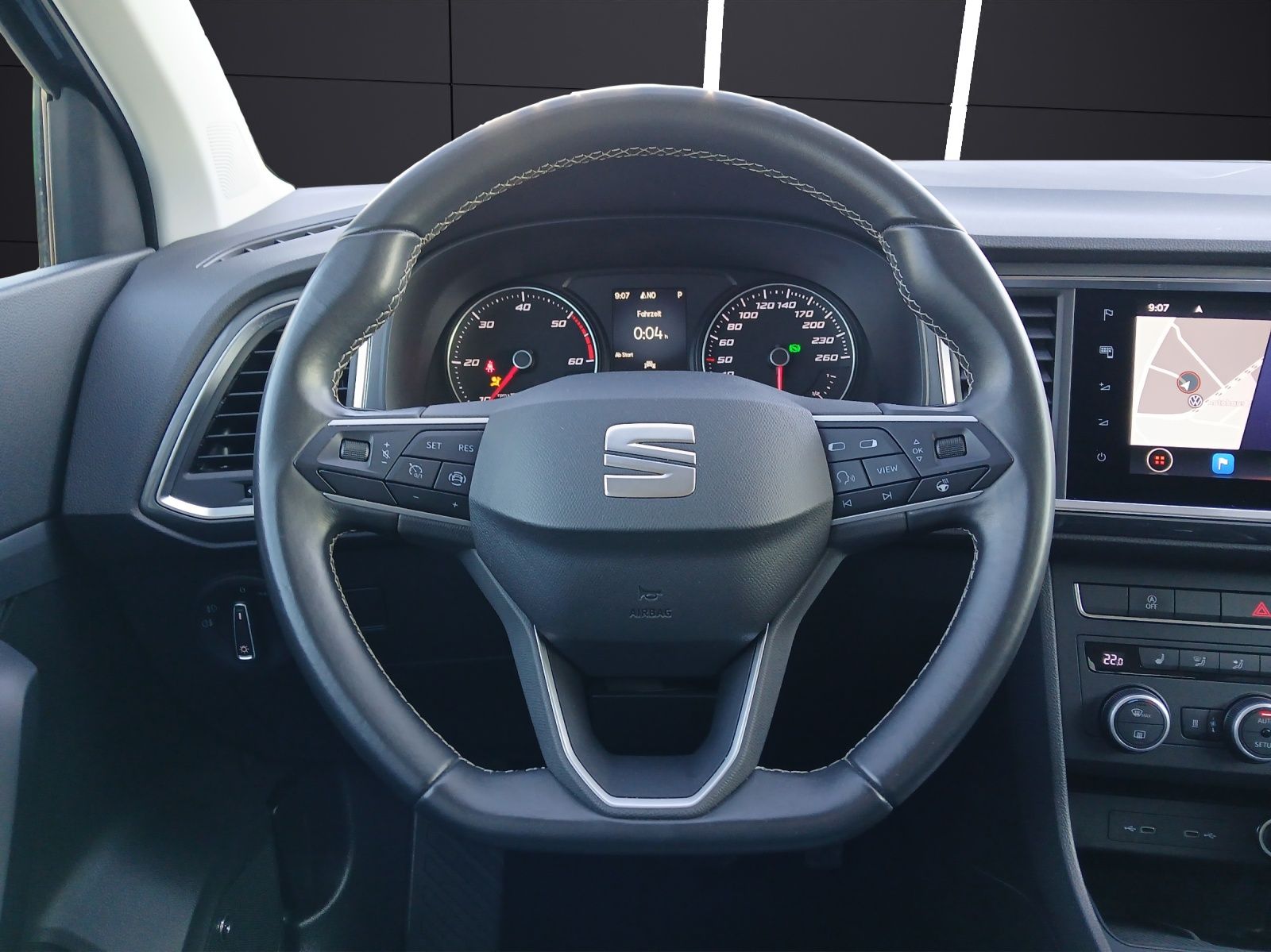 Fahrzeugabbildung SEAT Ateca TDI Style DSG STH LED Navi beats GRA PDC S