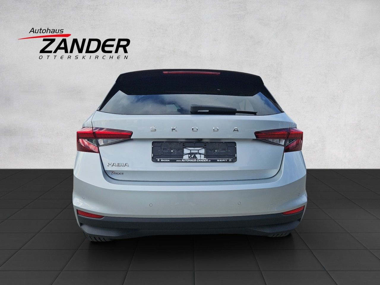 Fahrzeugabbildung SKODA Fabia TSI Style 81 kW LED/NAVI/ACC/SHZ/LHZ