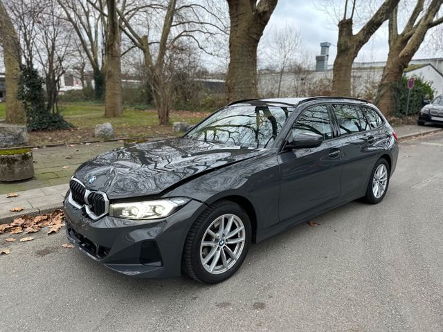 BMW Touring 320 d xDrive *LIVE*LCI*NAVI PROF*LED*