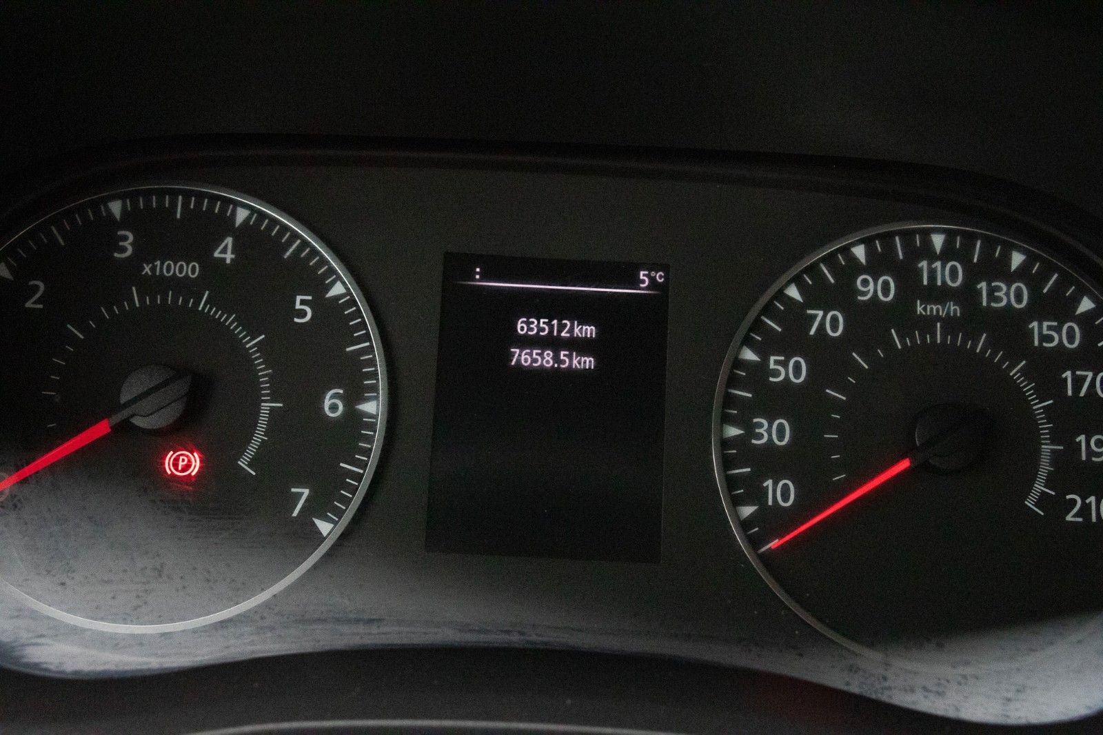 Fahrzeugabbildung Renault Master Energy dCi 145 L3H1