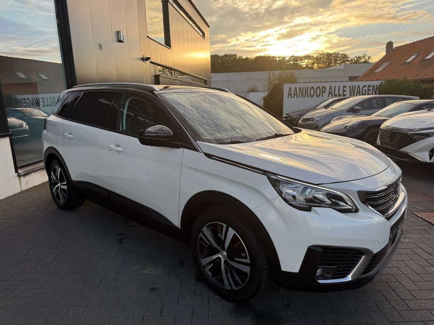 Peugeot 5008 1.6 BlueHDi Allure Automaat NIEUWE MOTOR !! imagem 3