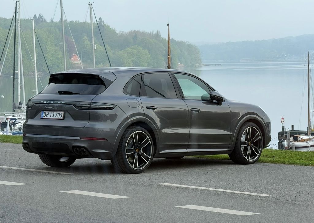 Image of Porsche Cayenne