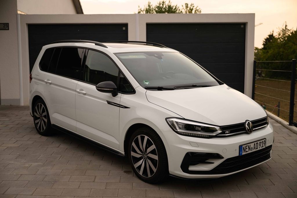 Image of Volkswagen Touran