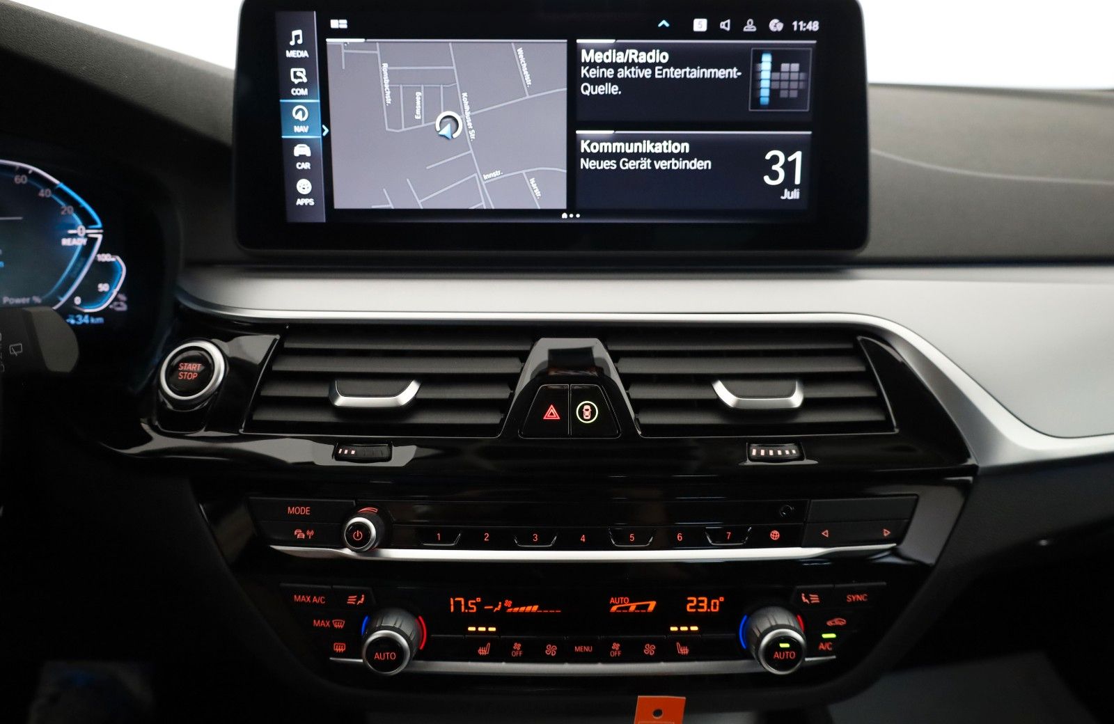 Fahrzeugabbildung BMW 530 e, Leder,Navi,LED,SH,Kamera,Carplay