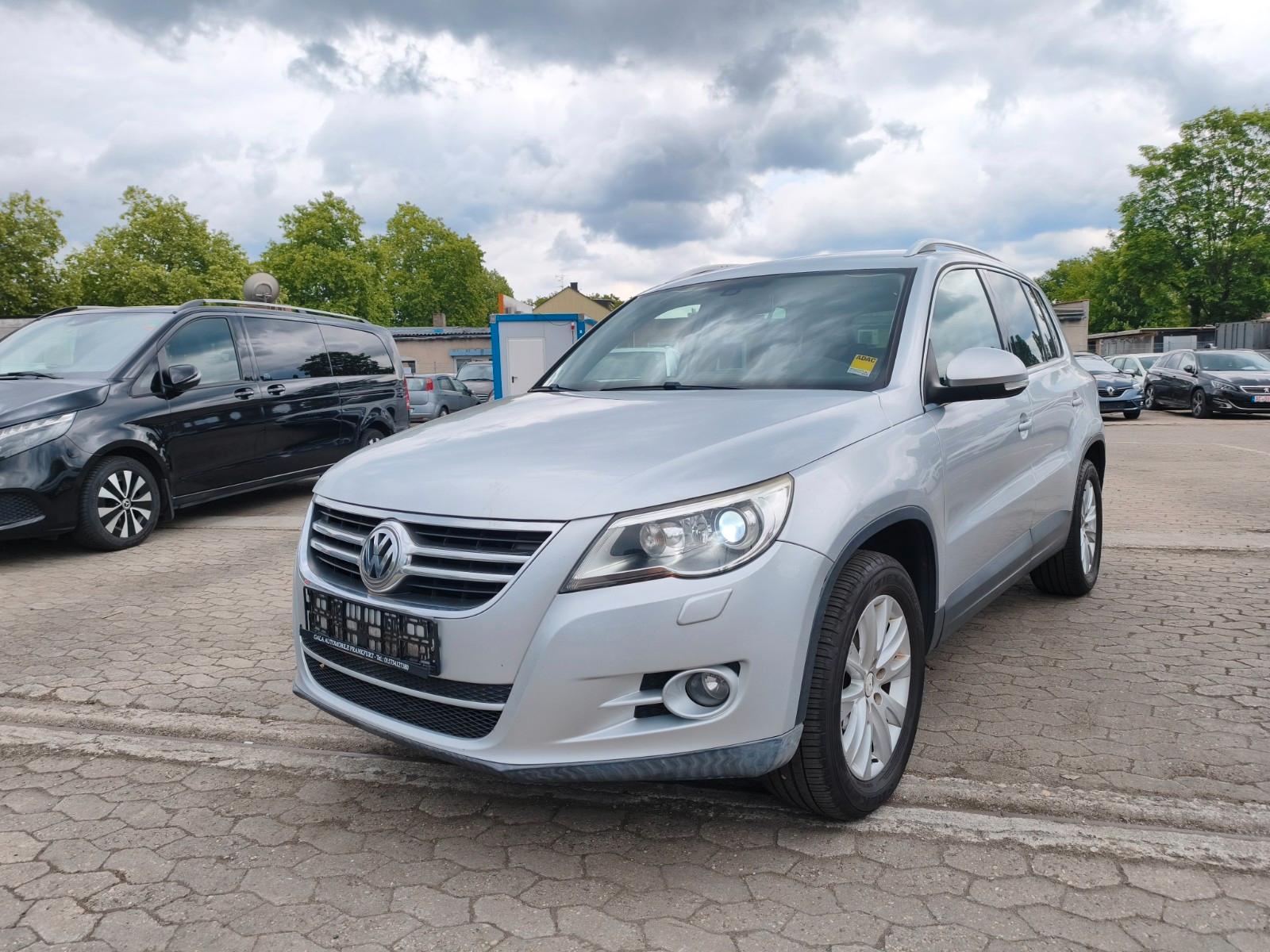 Volkswagen 2.0TDI Sport & Style 4Motion*DSG*Tüv Neu*AHK*SHZ