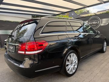 Mercedes E 220 - 4