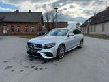 Mercedes-Benz E 350 d T Autom. - AMG-LINE