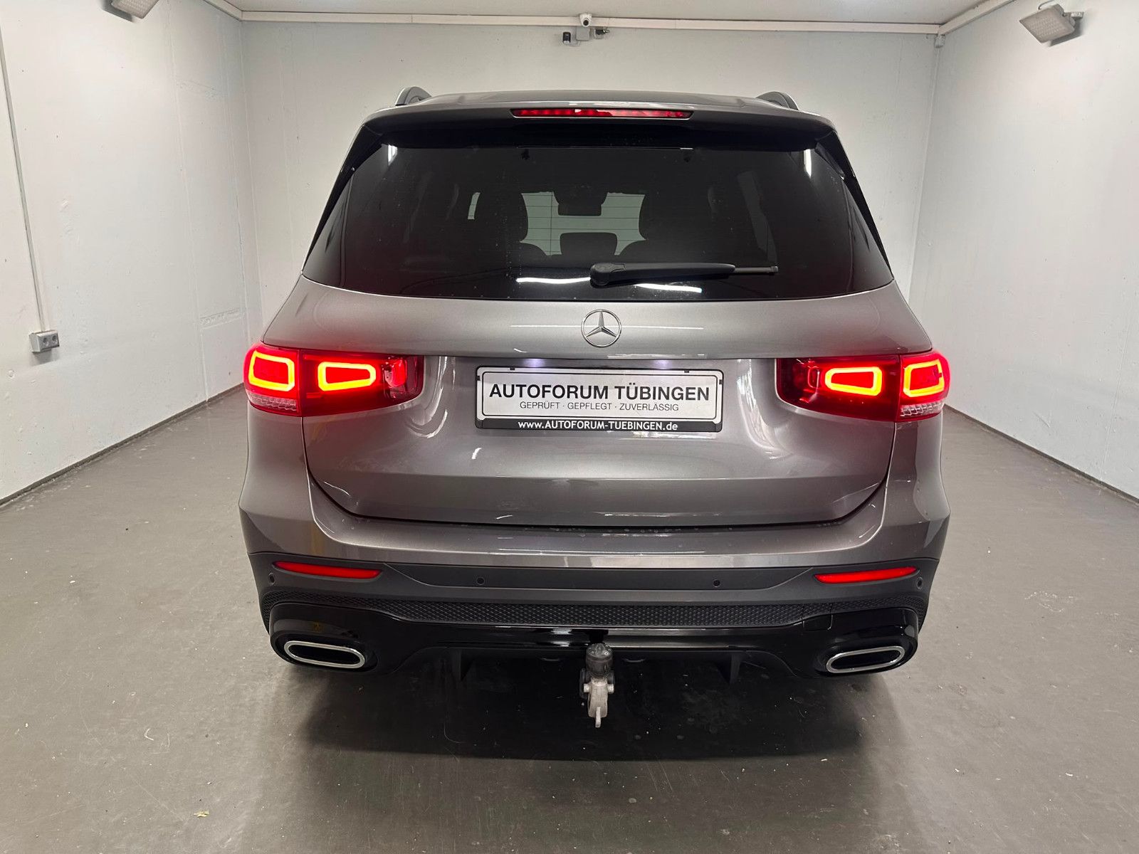 Fahrzeugabbildung Mercedes-Benz GLB 180 d *AMG-LINE*NIGHT*DISTRO*AHK*KAMERA*LED*