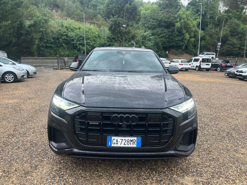 Image of Audi Q8