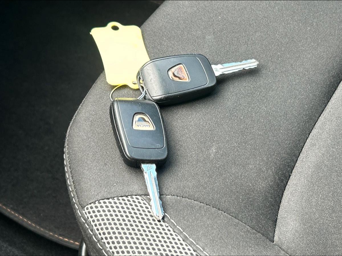 Dacia Sandero Stepway TCe 90 Prestige Klima Navi R17