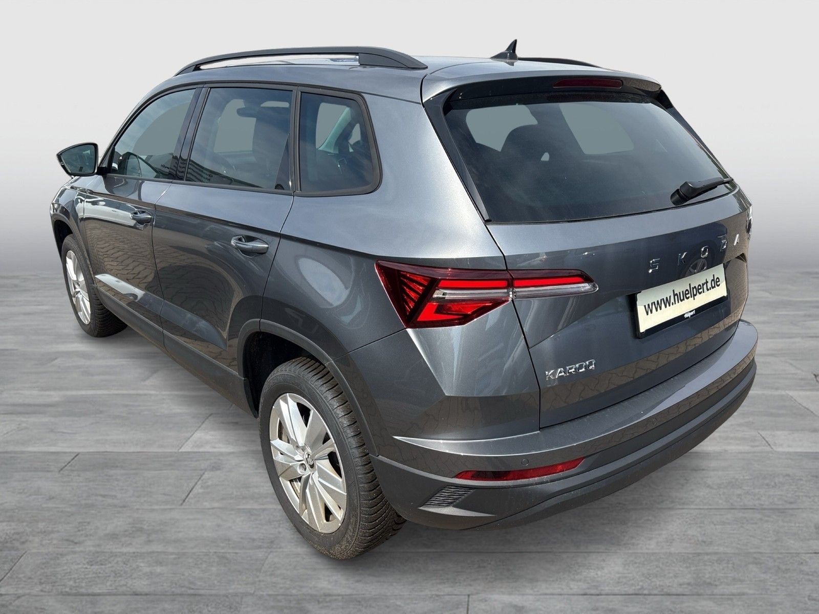 Skoda Karoq 1.5 SELECTION CAM ACC NAVI CARPLAY SITZHZ. imagem 3