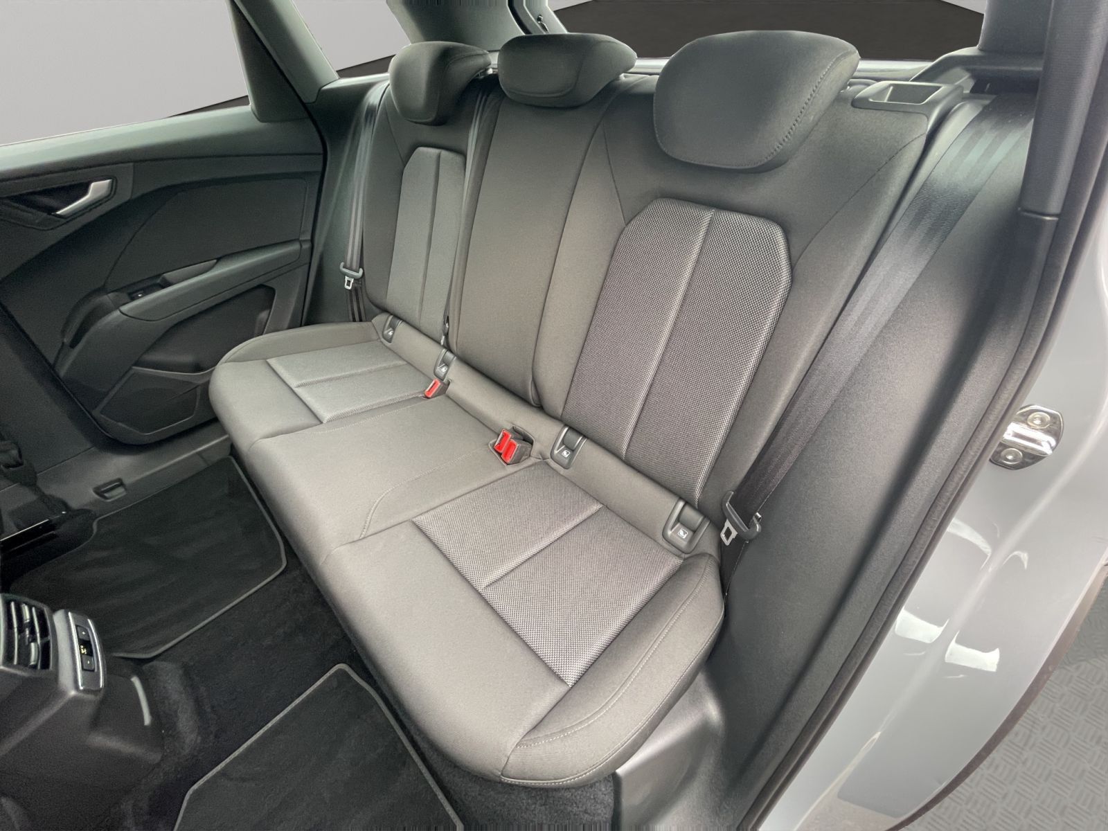 Audi Q4 e-tron - Bild 17