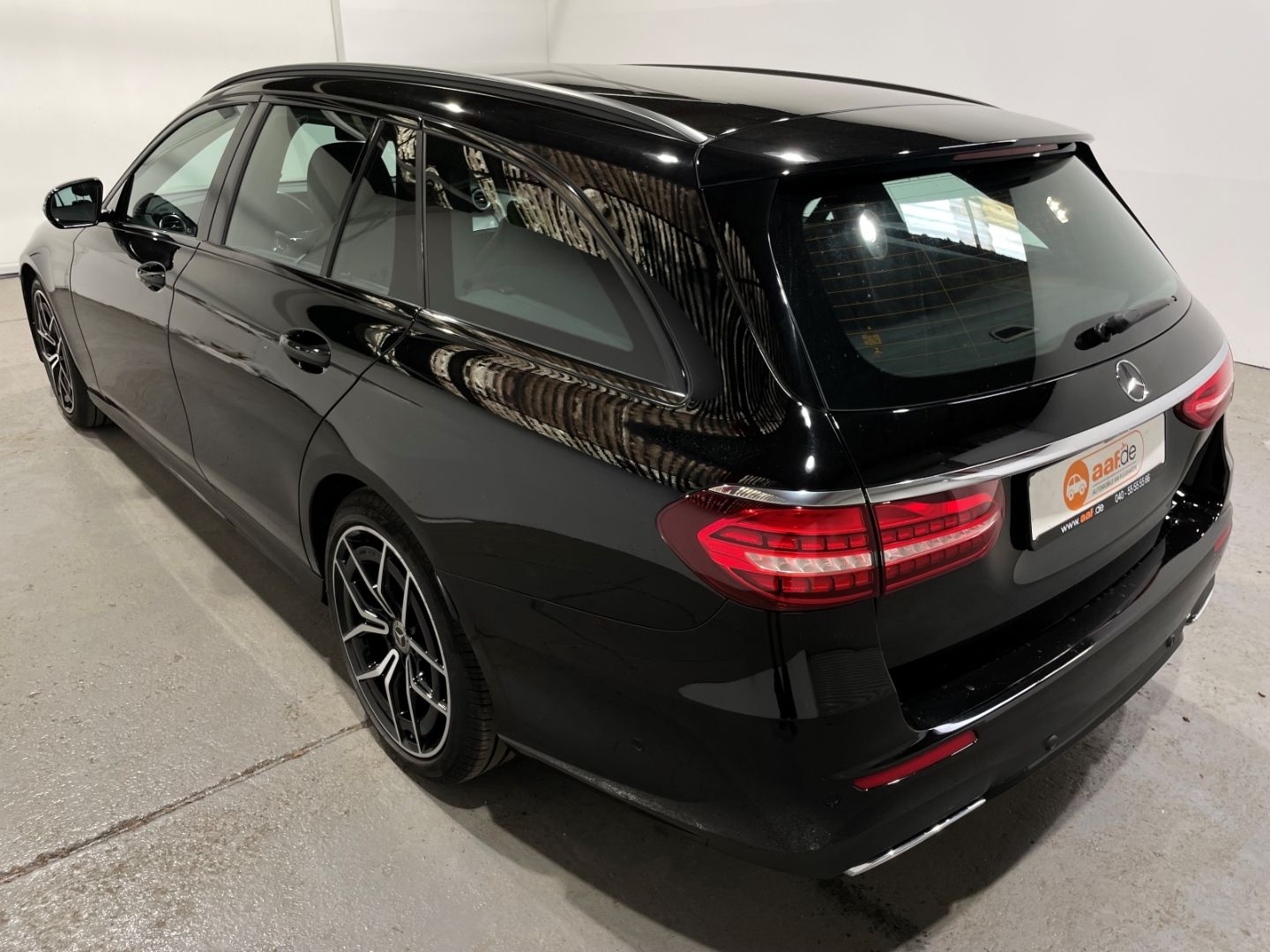Mercedes-Benz E 200 T 4Matic AMG-Line Automatik EU6d Navi LED  imagem 2