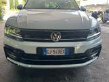 Volkswagen Tiguan 2.0 TDI SCR DSG Style BlueMoti - Volkswagen Tiguan mit Diesel-Antrieb: Kombi, Automatik