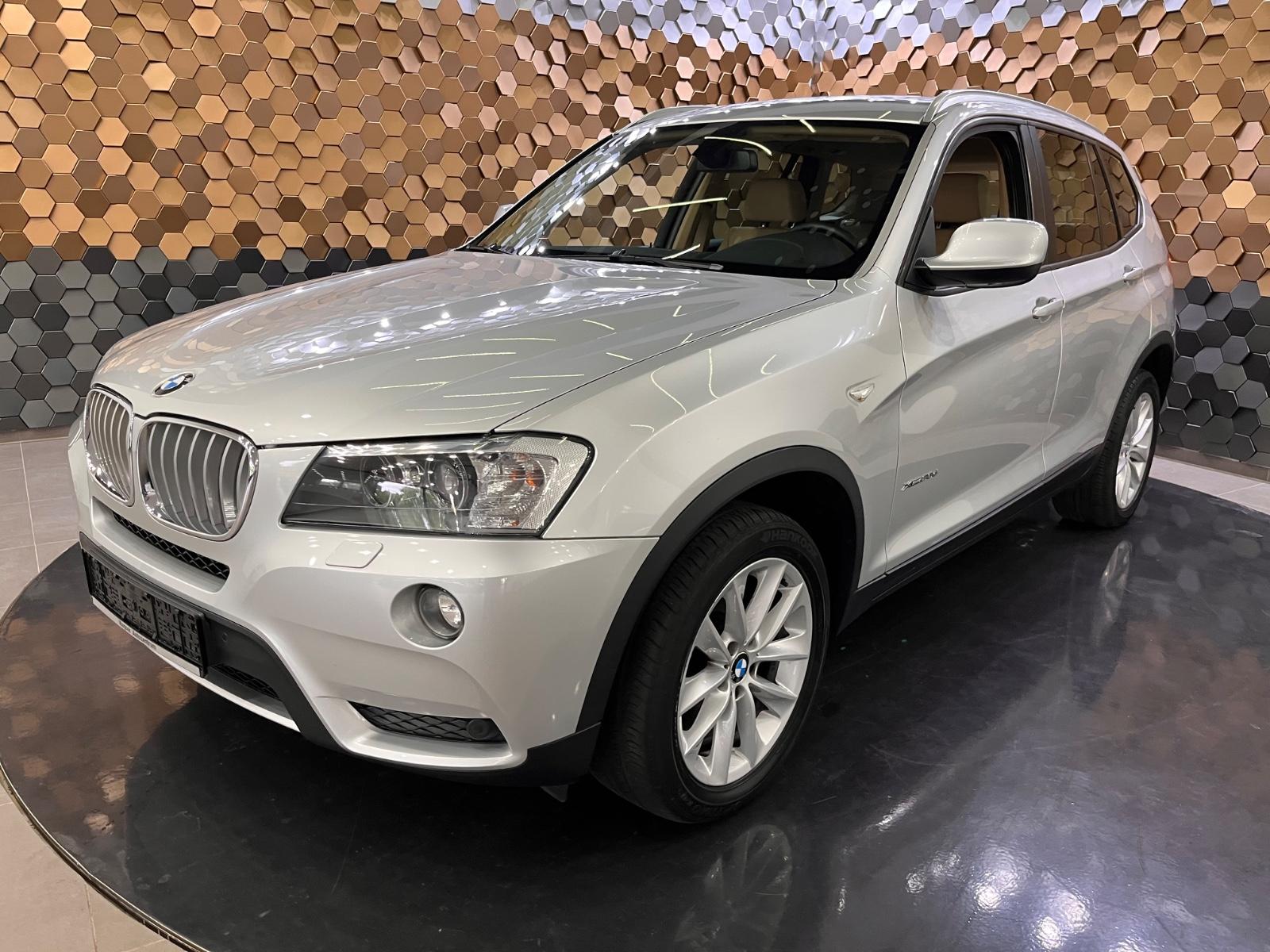 BMW X3 xDrive 30d /Bi-Xenon/Kamera/AHK/Navi/