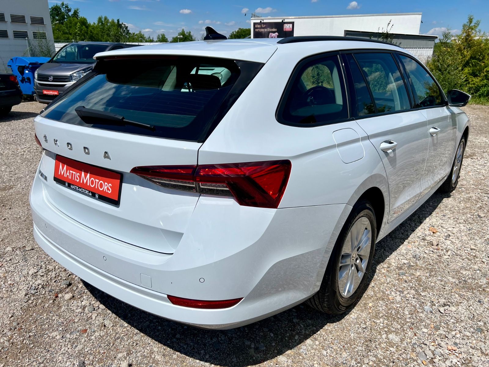 SKODA Octavia Combi Ambition AAC SHZ NAVI LED