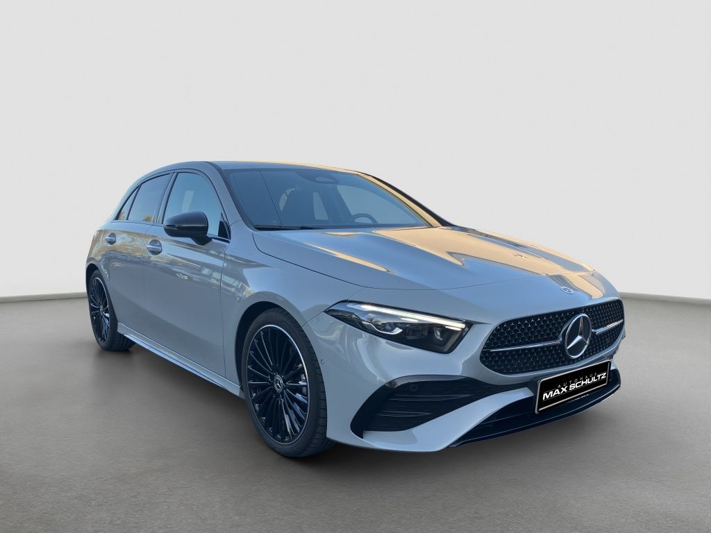 Fahrzeugabbildung Mercedes-Benz A 200 AMG*NIGHT*DISTR*19ZOLL*KAM*MULTIB*NAVI
