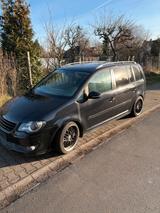 Volkswagen VW Touran 1,4 TFSI Sportfahrwerk - Volkswagen Touran: Sport