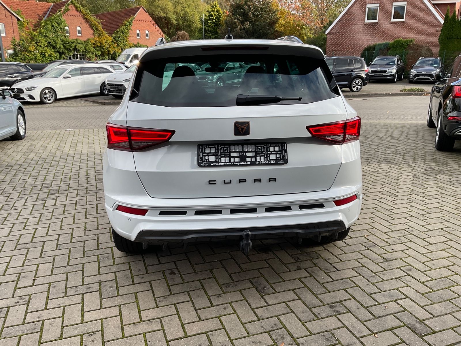 Fahrzeugabbildung CUPRA Ateca 2.0 TSI 4Drive DSG,AHK,Navi,ACC,LED