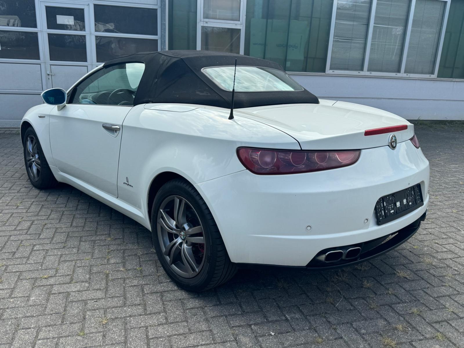 Alfa Romeo Spider 2.0 JTDM 16V