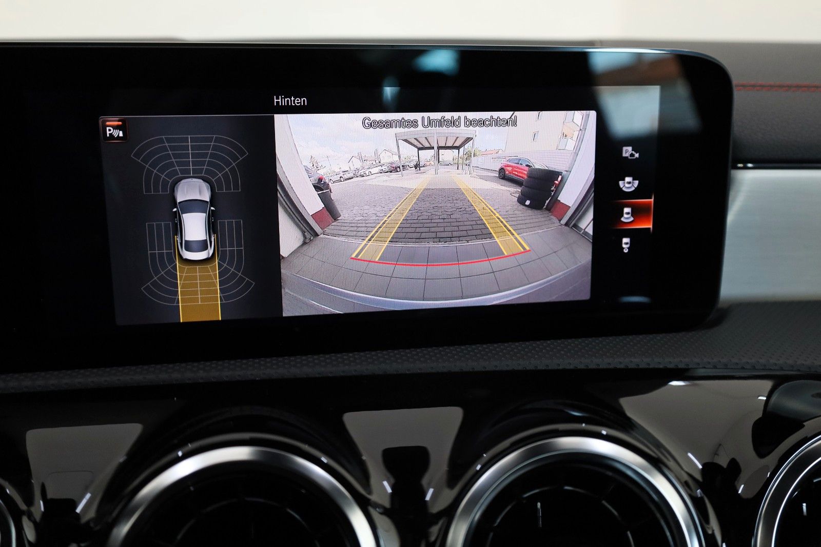 Fahrzeugabbildung Mercedes-Benz CLA 250 e, AMG-line,T.Leder,Navi,LED,CarPlay,AHK