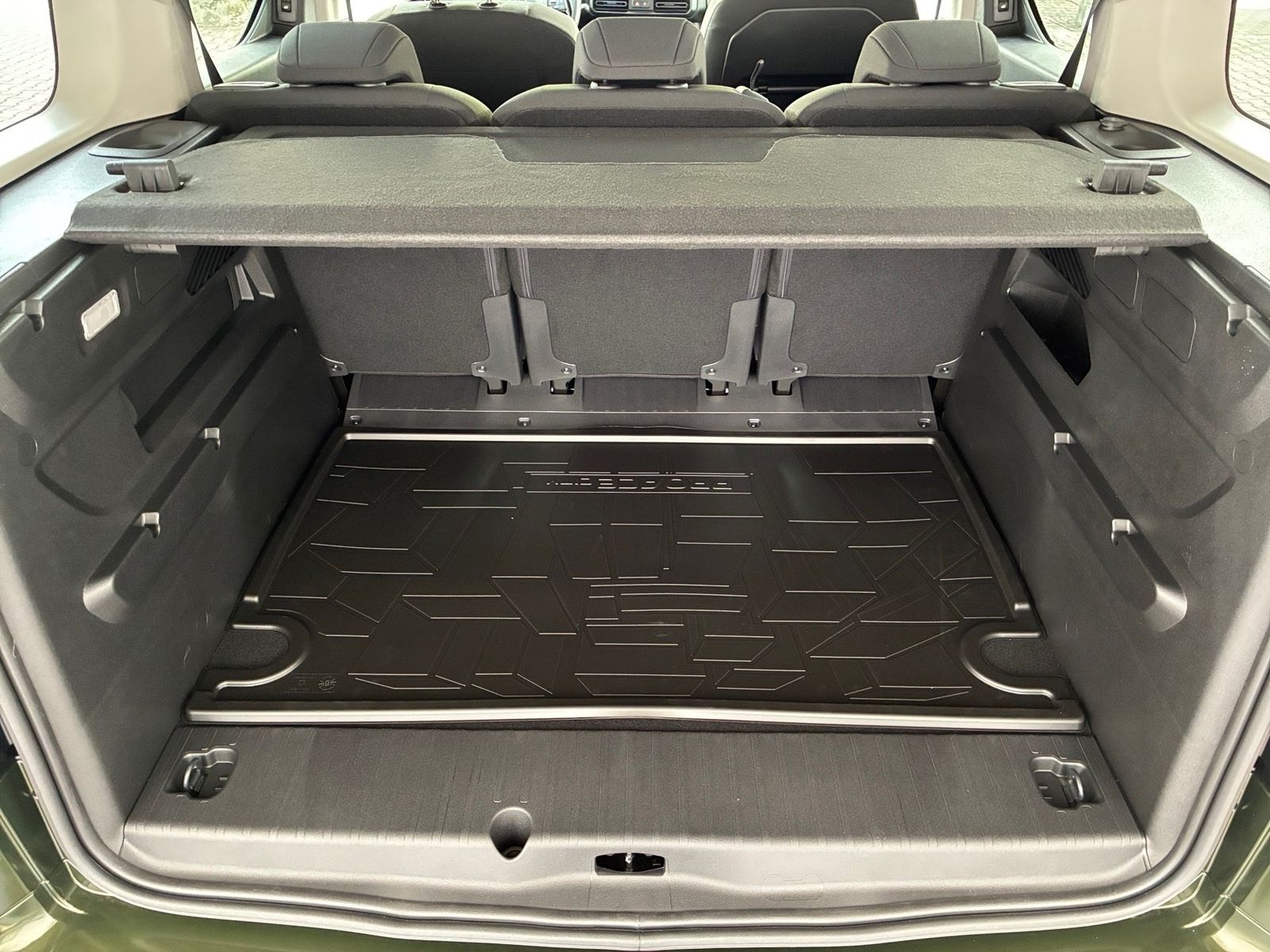 Fahrzeugabbildung Toyota Proace City Verso 1.2 L1 Teamplayer Kamera,LED