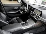 BMW 330e xDrive A M Sport HUD AHK RFK NAVI LED DAB - BMW 330 in Hamm